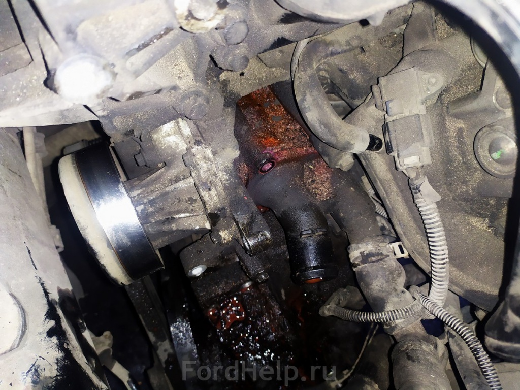 Замена термостата на ФФ2 (с. 77) - Ford Focus 2